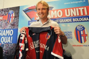 Benvenuto! Gillet © Bologna FC