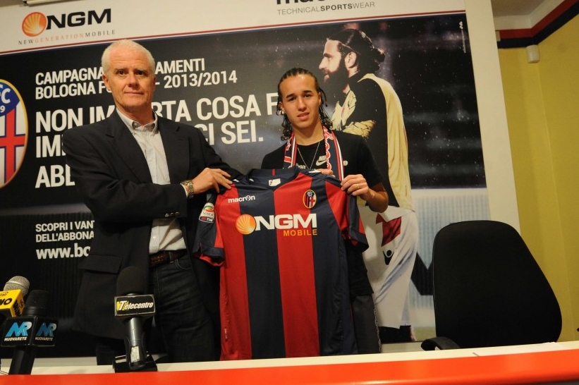 Laxalt: "A Bologna per crescere" © Bologna FC